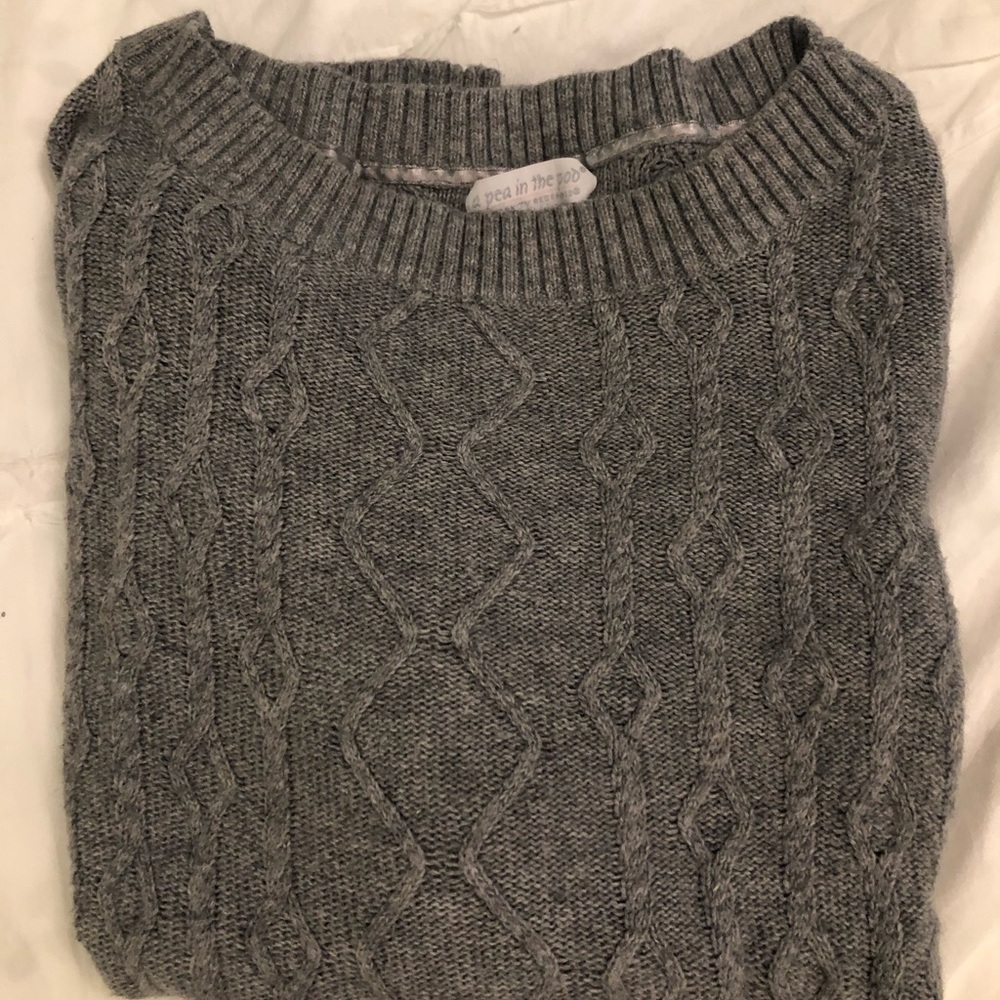 Cable knit maternity sweater